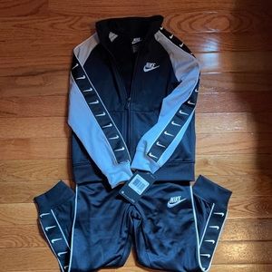 Nike 2-piece Track Set - Kids size Small